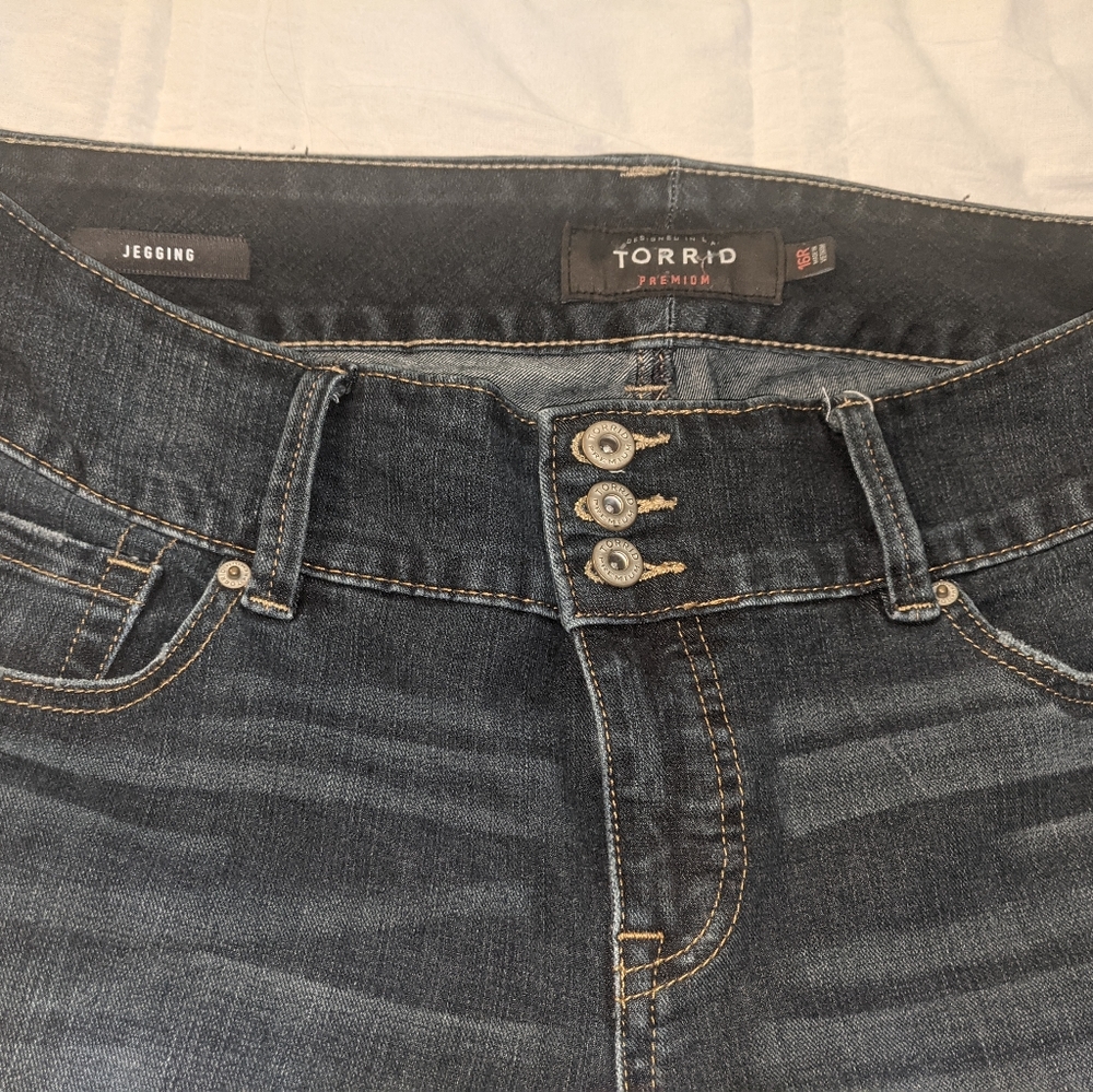 Torrid like New jeggings size 16